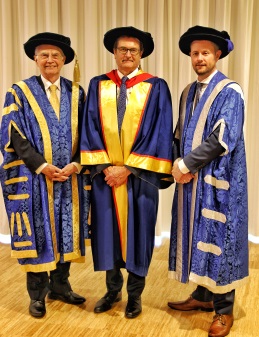 UniSA Pro Chancellor John Hill, with Greg Combet and Vice Chancellor Professor David Lloyd.
