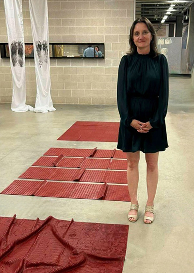•	Contemporary Art graduate Katey Smoker took out top honours at the Helpmann Academy’s Graduate Exhibition.