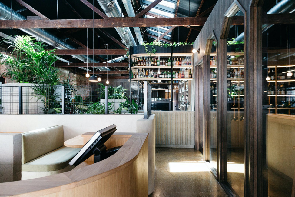 Restaurant and Wine Bar, Stem