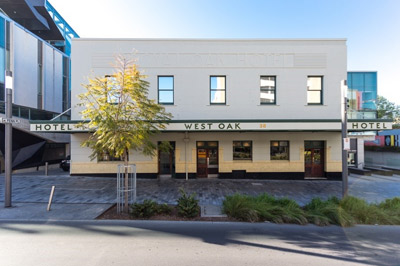 West Oak Hotel frontage
