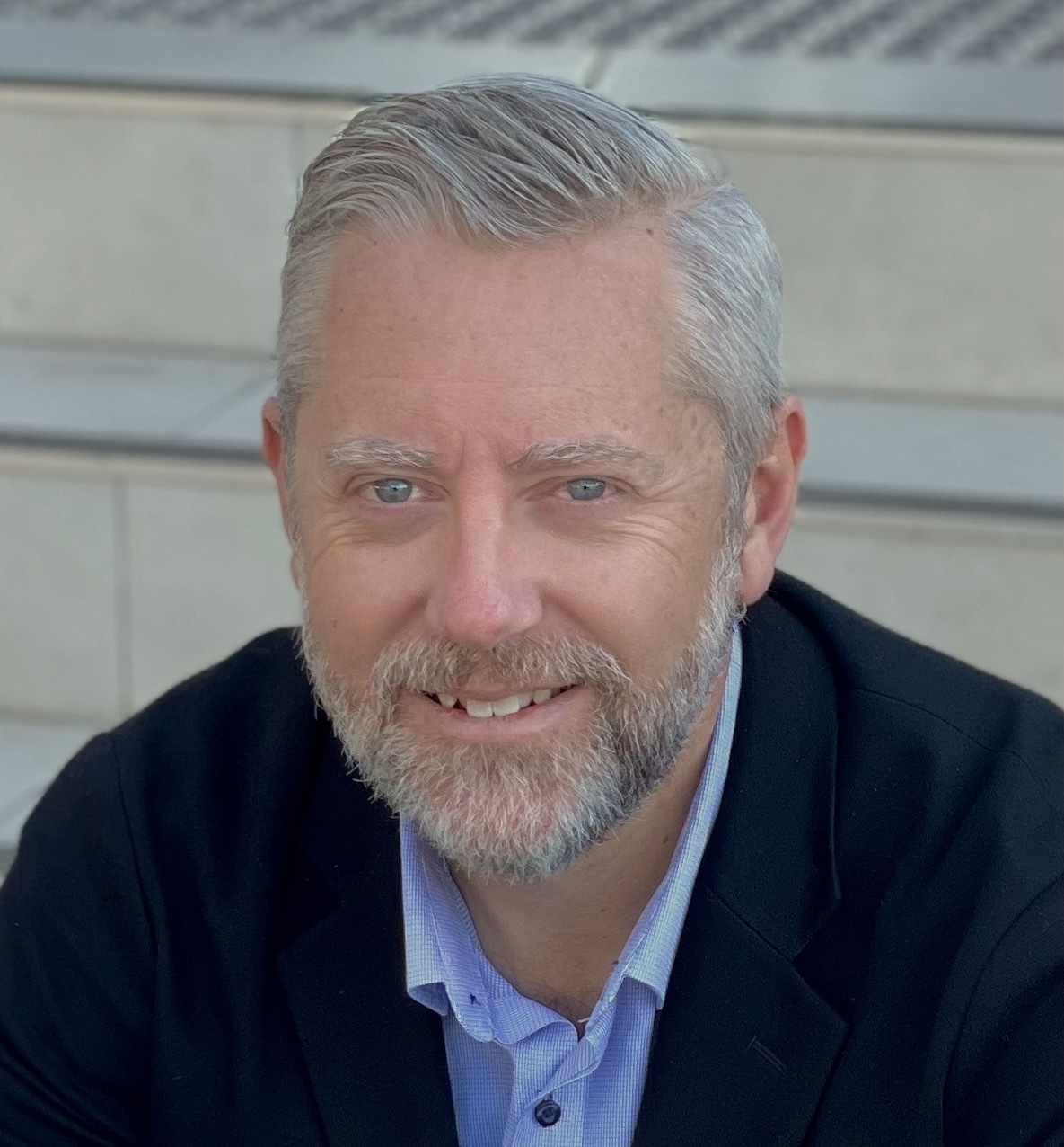 Associate Professor Jason Lodge