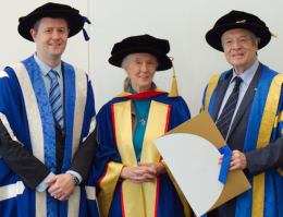 UniSA Vice Chancellor Professor David Lloyd, Dame Jane Goodall and UniSA Chancellor Dr Ian Gould. 