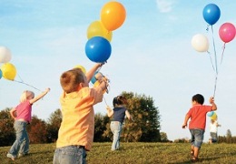 Children with balloons