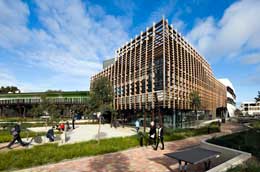 The new Materials and Minerals Science Building and Plasso at Mawson Lakes. Photo by Sam Noonan.