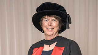 Emeritus Professor Rhonda Sharp