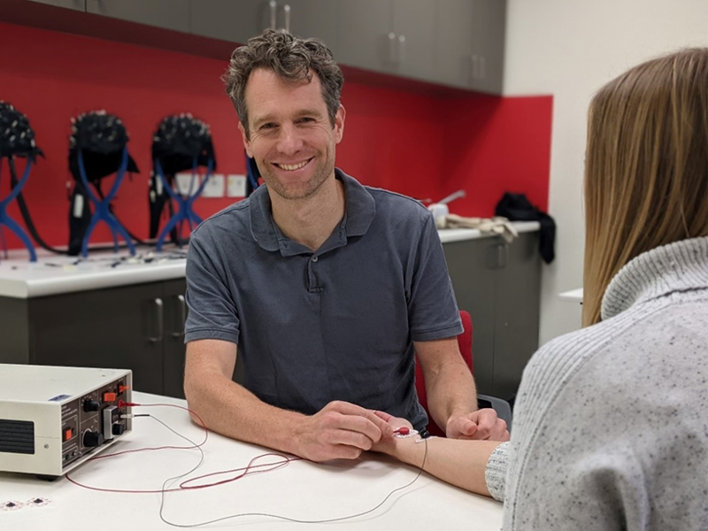 Physiotherapist Michael Henry at work