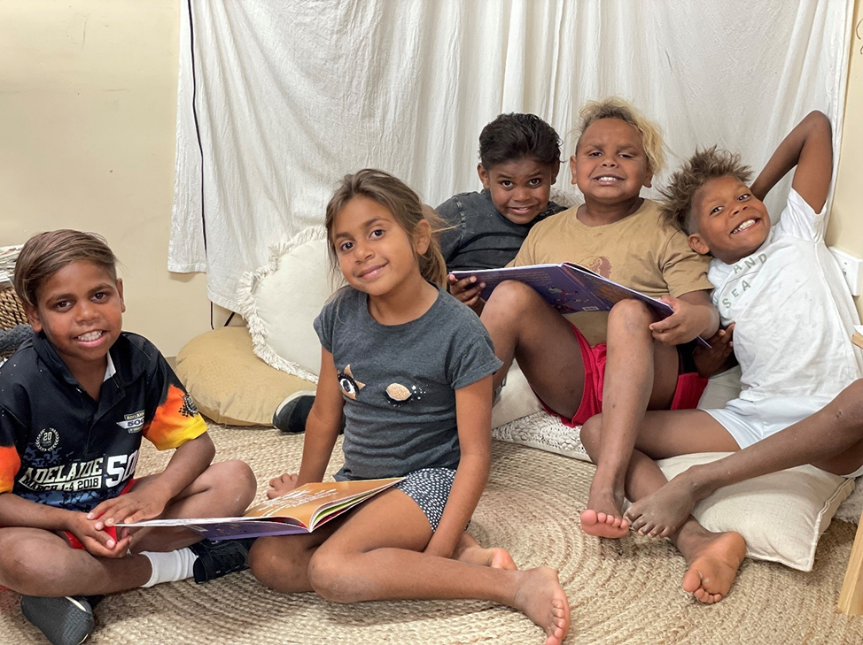 A new Pitjantjatjara edition, Papa Mawal-mawalpa Tjuṯa, published by Allen & Unwin, was recently delivered to schools in the Aṉangu Lands and the book is already a hit. The book supports Aboriginal childrens’ literacy and bilingual learning. Too Many Cheeky Dogs’ is a funny, delightful story set in a remote Aboriginal community about some naughty camp dogs.  
