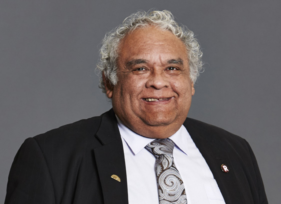 400x290_Tom Calma.jpg