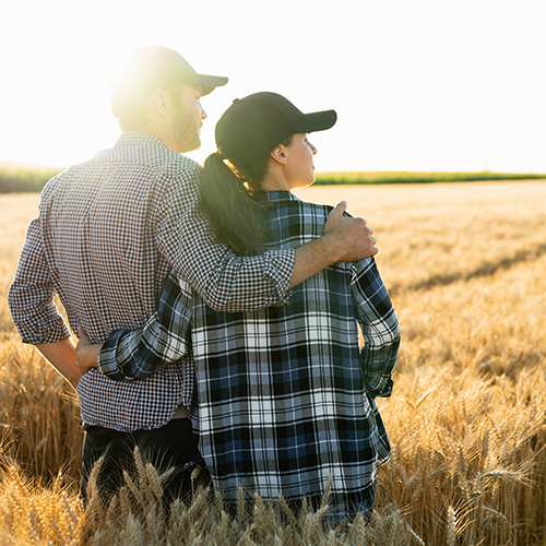 farmer and wife- shutterstock_2185380597_web.jpg