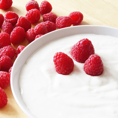 yoghurt with raspberries