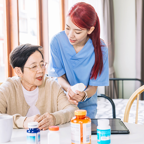 Pharmacist - GettyImages-1401950329_web.jpg