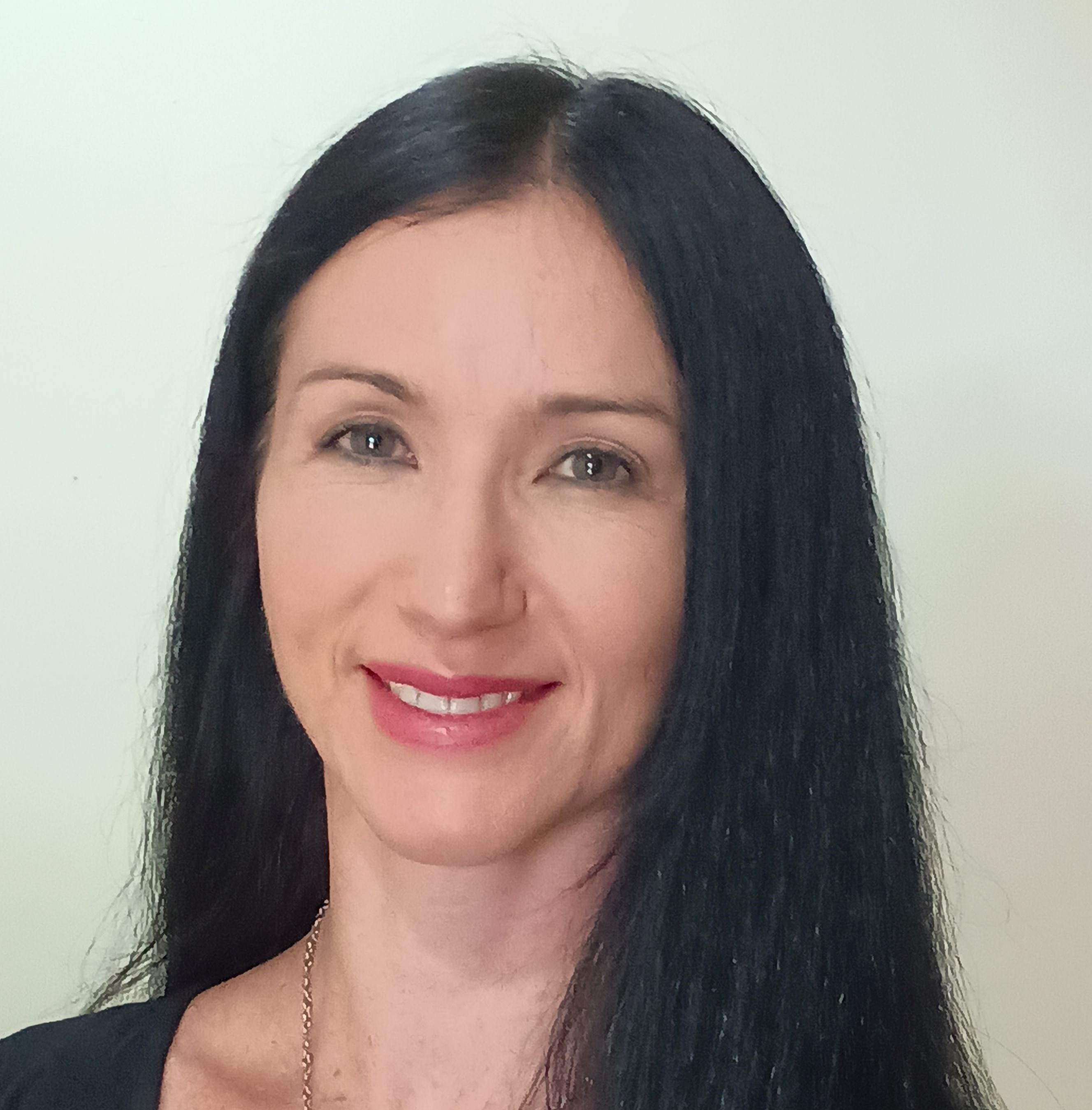 Dr Miriam Maclean