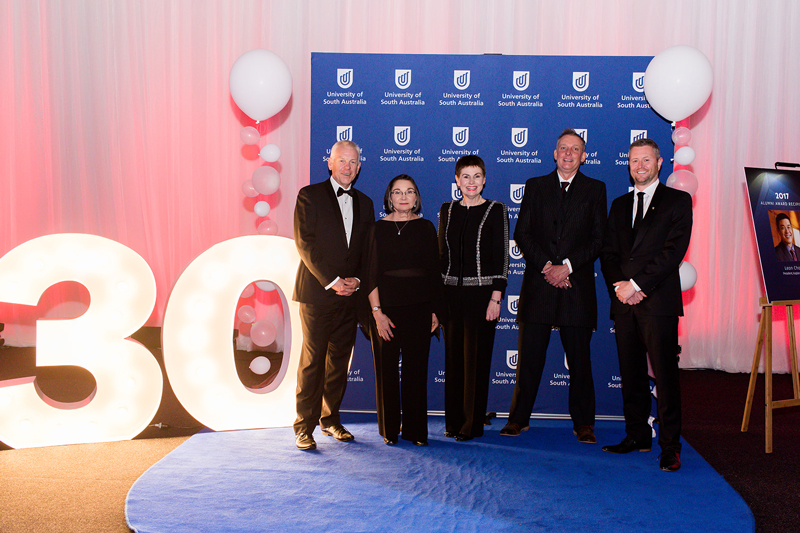 Left to right: South Australia Police Commissioner Grant Stevens APM LEM, Kate Swaffer, UniSA Chancellor Pauline Carr, Wayne Lewis and UniSA Vice Chancellor Professor David Lloyd. Dr Caroline Atkinson was unable to attend due to travel restrictions.